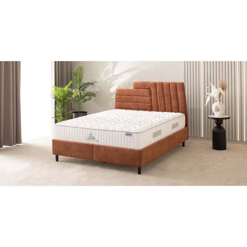 Dvigulė lova su patalynės dėže