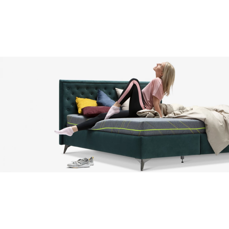 Dvigulė lova su patalynės dėže ir šviesa