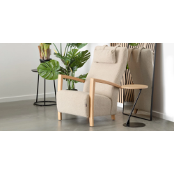 MIRA fotelis su ąžuolo porankiais