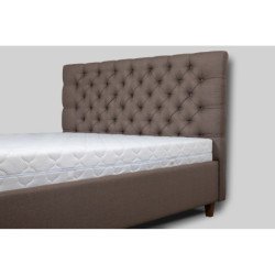 Elegantiška lova su patalynės dėže ir grotelių sistema