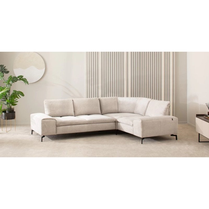 Aston Max kampas erdviam poilsiui