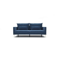 Garda elegantiška sofa su aukštomis kojelėmis