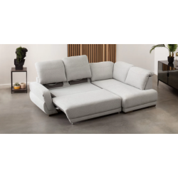 Kampas su miegamu mechanizmu ir patalynės dėže