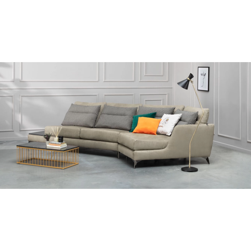 VYTIS kampas su lentyna ir USB jungtimi