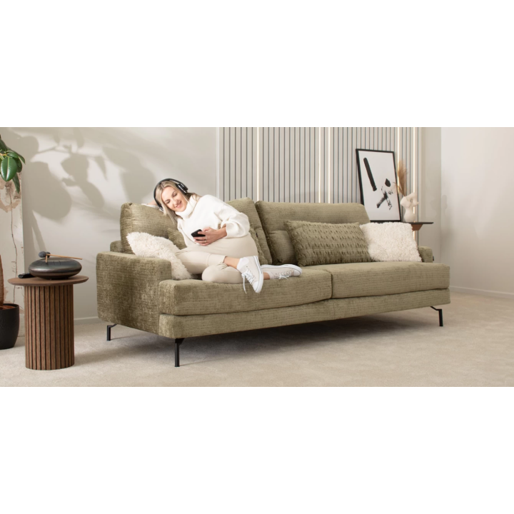 FRIDAY sofa – maksimalus komfortas poilsiui