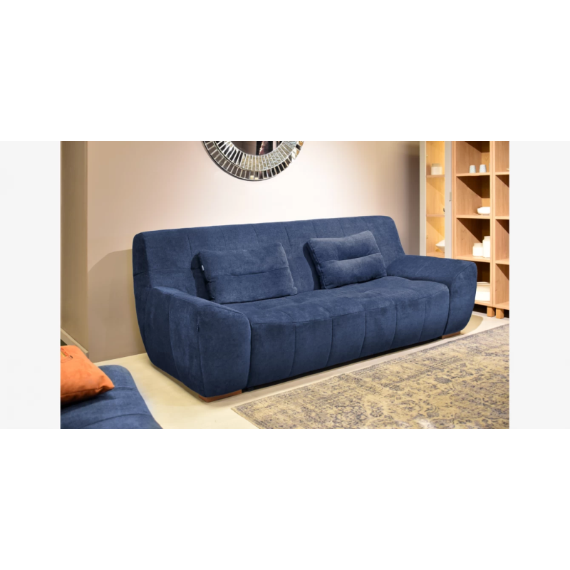 VIP sofa – kompaktiška ir jauki